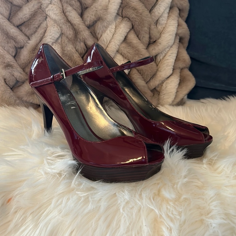 Guess Peep Toed Patent Mary Jane Heels